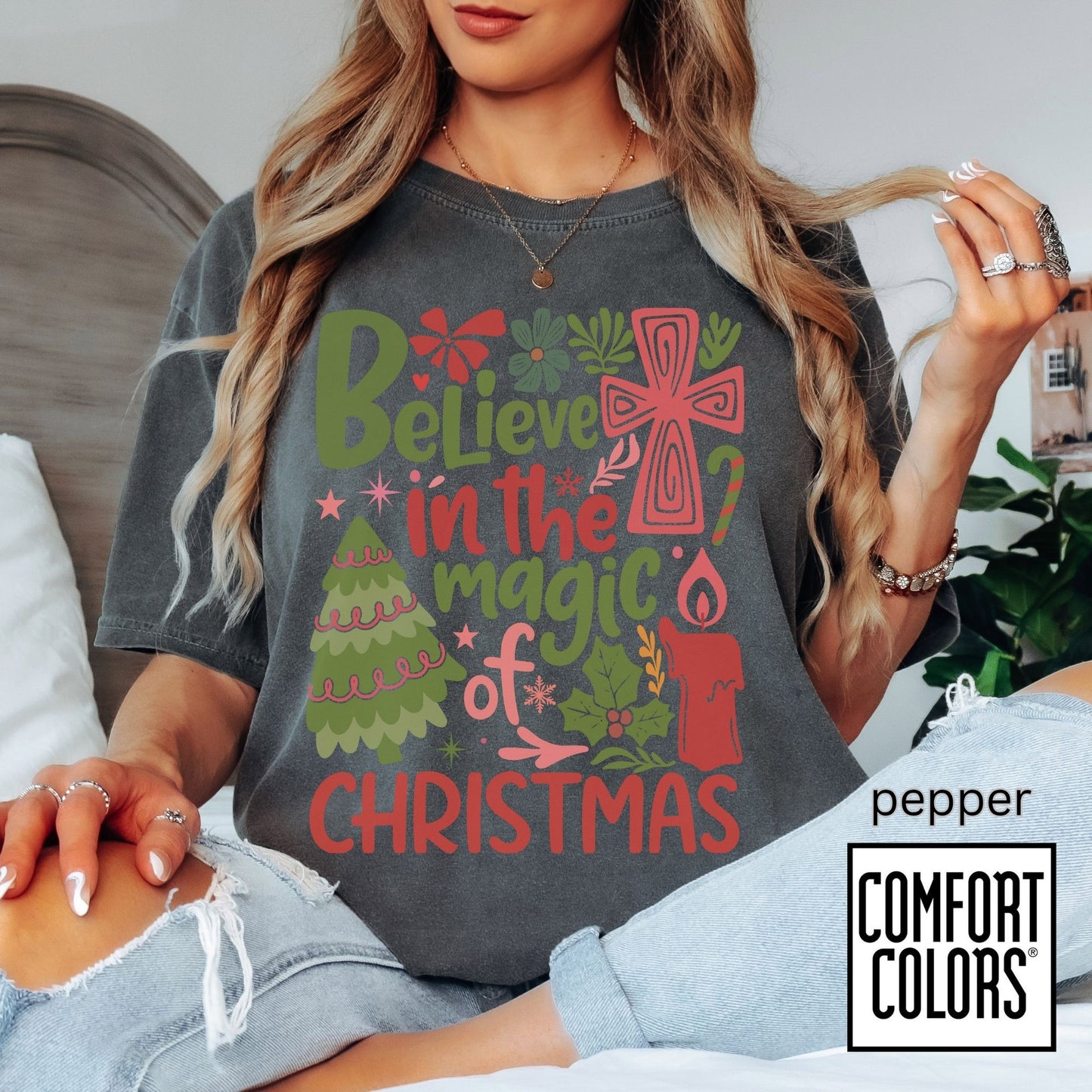Believe in the Magic of Christmas Shirt • Retro Christian Christmas Tee • Comfort Colors® 1717 • Faith Holiday Graphic • Cozy Christmas Aesthetic Top