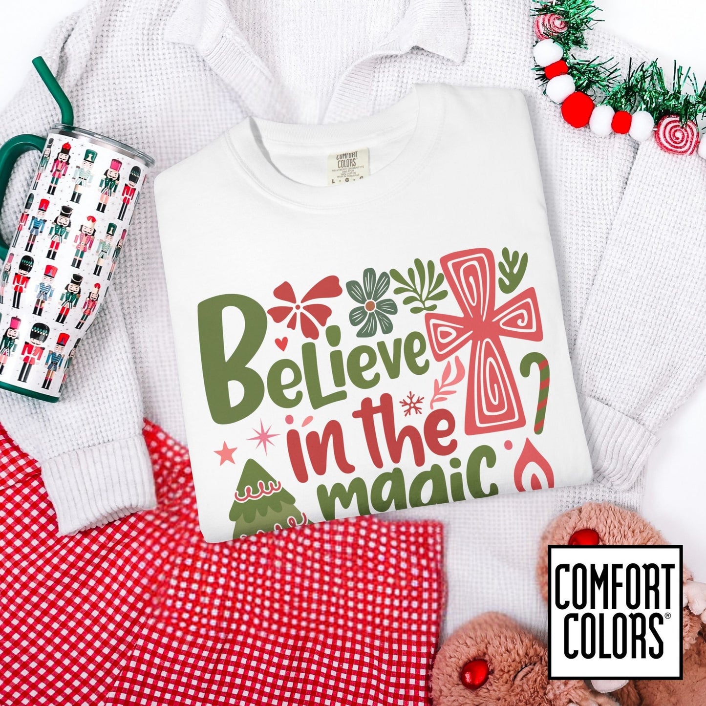 Believe in the Magic of Christmas Shirt • Retro Christian Christmas Tee • Comfort Colors® 1717 • Faith Holiday Graphic • Cozy Christmas Aesthetic Top