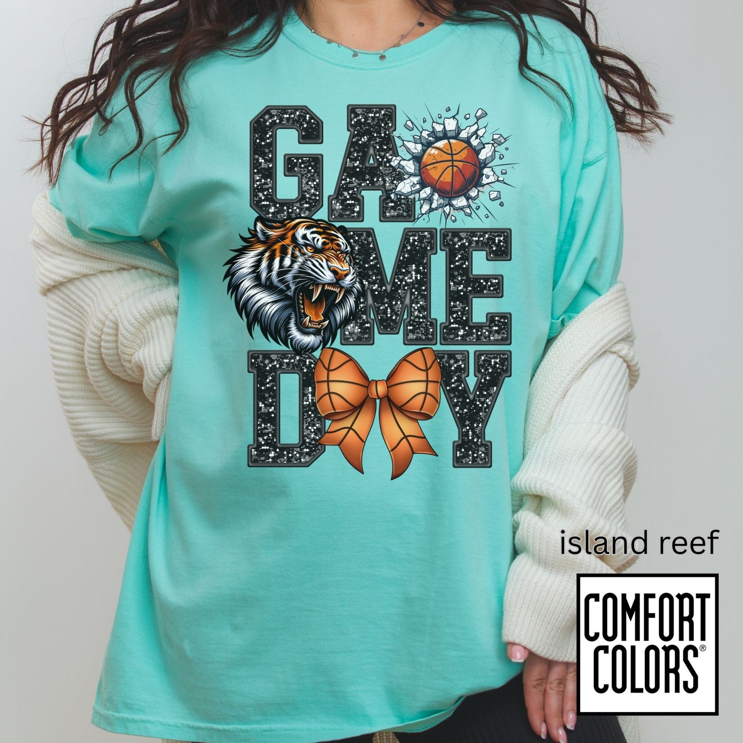 Game Day Basketball Tiger Tee • Comfort Colors® 1717 • Cute Bow Basketball Shirt • School Spirit Graphic Tee • Sports Mom Shirt